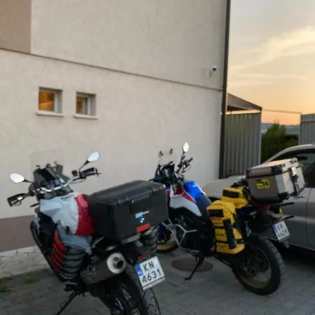 Мотель & Restaurant Dar *