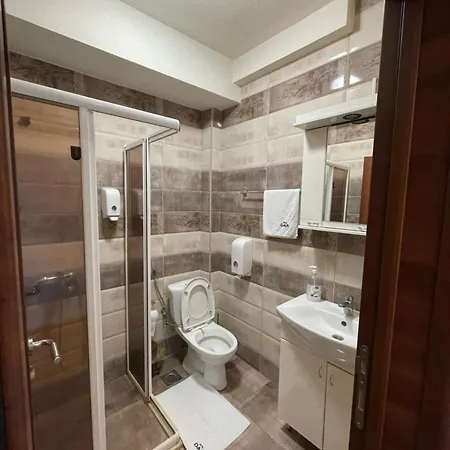 & Restaurant Dar * Нови-Пазар