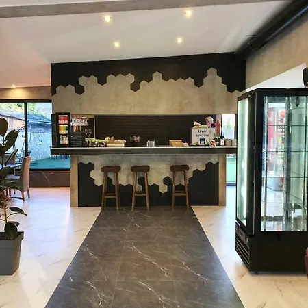 & Restaurant Dar * Novi Pazar